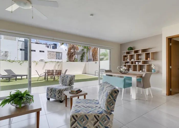 Large Apartment With Pool And Terrace!
